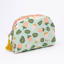 Load image into Gallery viewer, Suzette Small Quilted Scallop Zipper Pouch