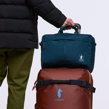 Load image into Gallery viewer, Mente 15L Messenger Bag - Cada Día