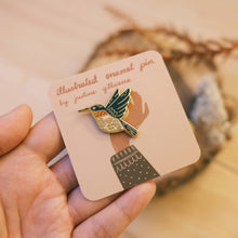Load image into Gallery viewer, Hummingbird (Green) Enamel Pin