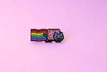 Load image into Gallery viewer, Nyan Cat Pin – Rainbow Cat Meme Enamel Pin