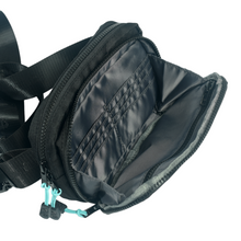 Load image into Gallery viewer, Wally Pack