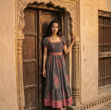 Load image into Gallery viewer, Block Printed Smock Dress