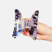 Load image into Gallery viewer, Baby Dolly Claw in Milk Jelly