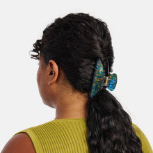 Load image into Gallery viewer, Baby Dolly Claw in Dark Sparkle