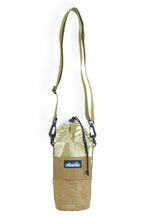 Load image into Gallery viewer, Kavu Bottle Bag