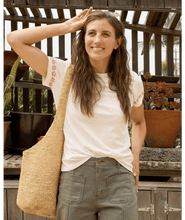 Load image into Gallery viewer, Primo SS Crew Embroidered
