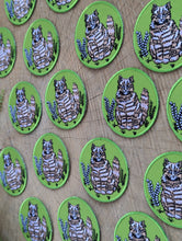 Load image into Gallery viewer, Patch | outside cat green