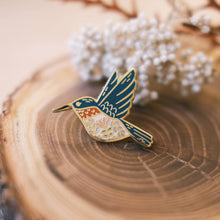 Load image into Gallery viewer, Hummingbird (Green) Enamel Pin