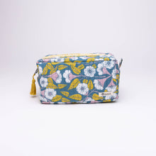 Load image into Gallery viewer, Evangeline Quilted Box Tote
