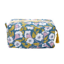 Load image into Gallery viewer, Evangeline Quilted Box Tote