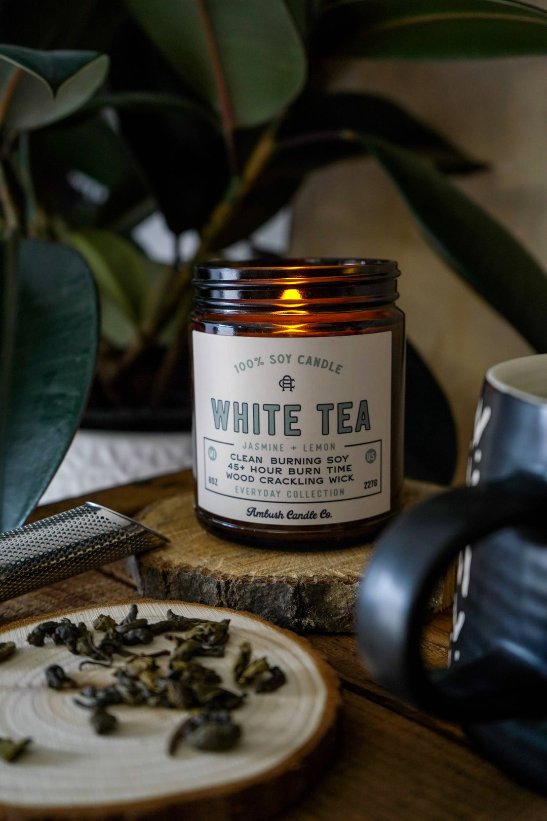 White Tea | Jasmine + Lemon 8oz Soy Candle