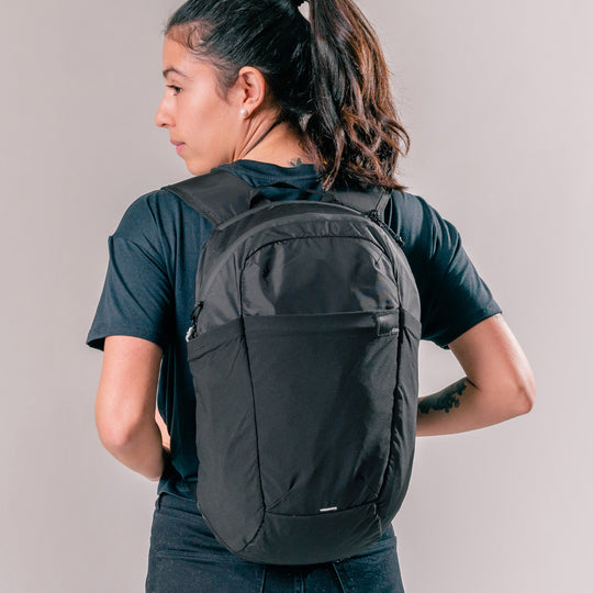 REFRACTION PACKABLE BACKPACK