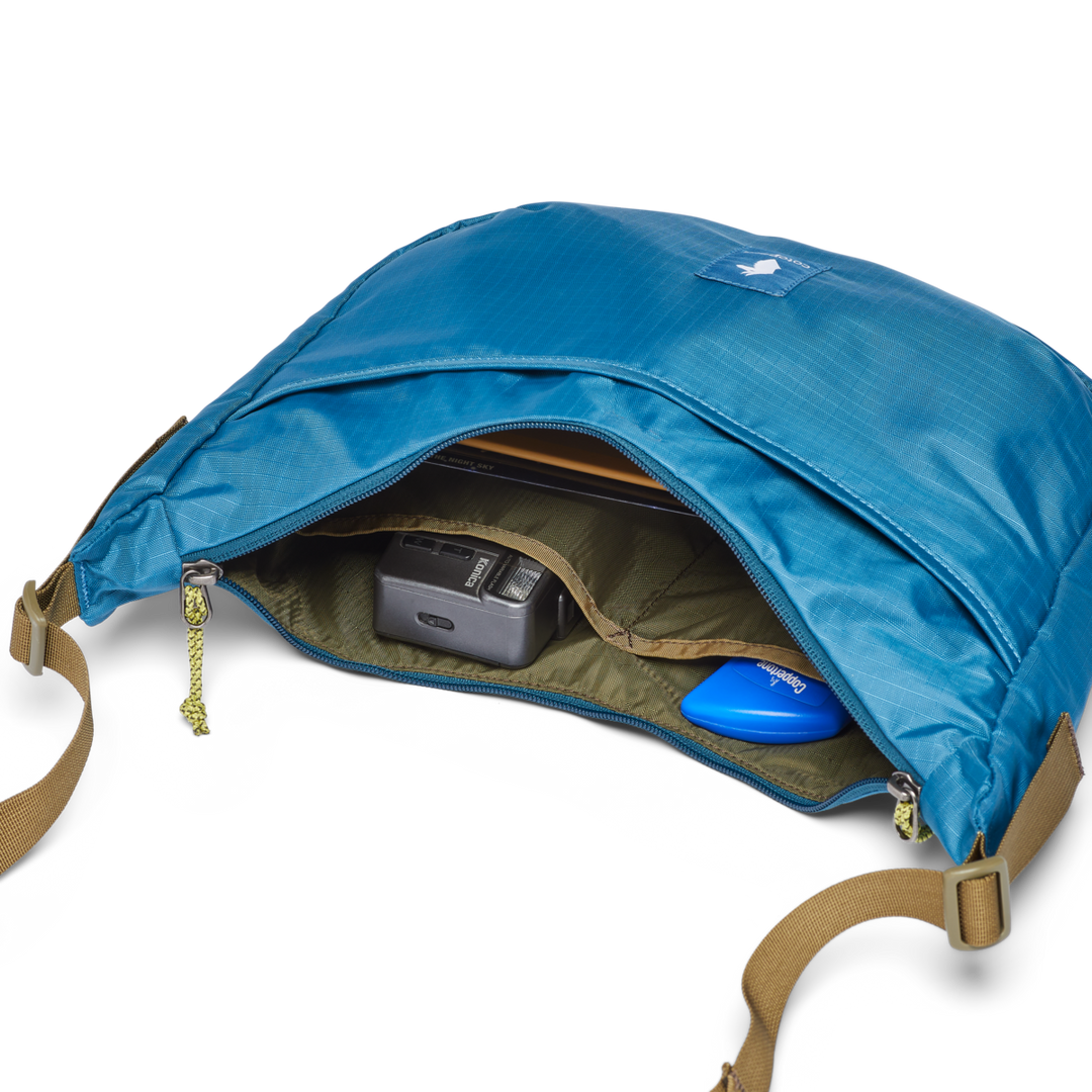 Trozo 8L Shoulder Bag