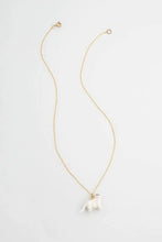 Load image into Gallery viewer, Tiny Persian Cat Necklace
