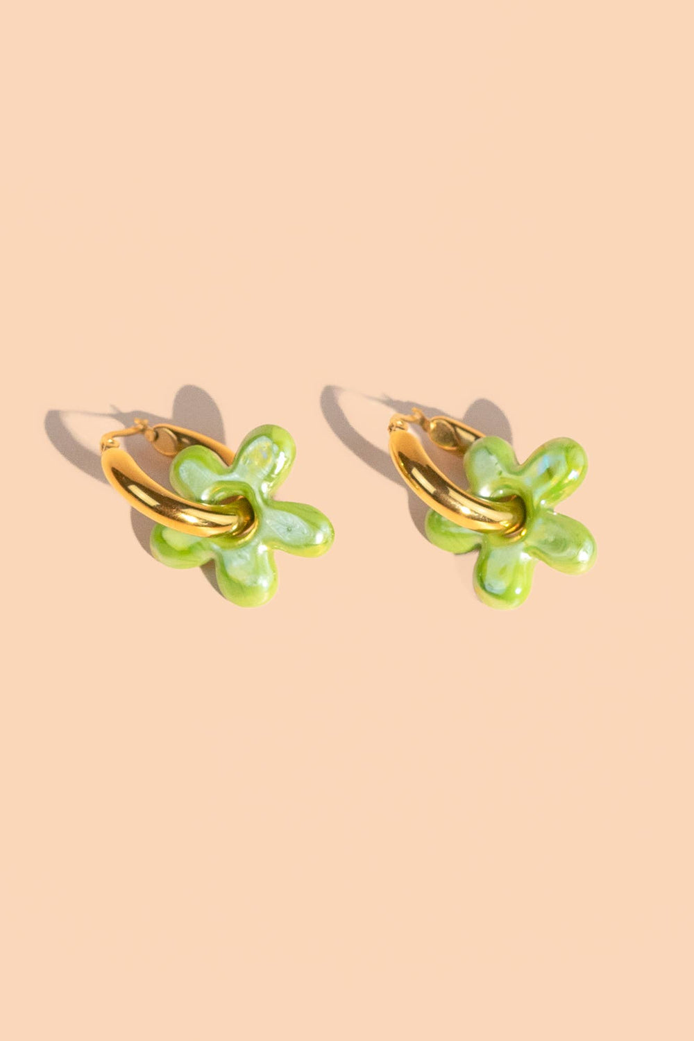 Dazy Dew Drop Hoop in 18k Gold Plated