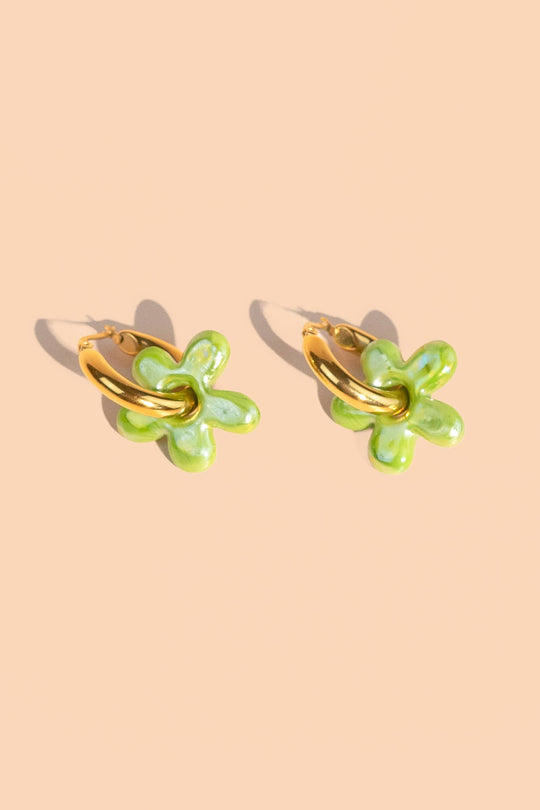 Dazy Dew Drop Hoop in 18k Gold Plated