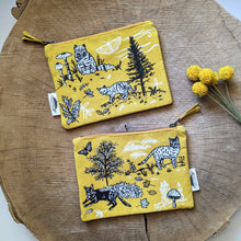 Load image into Gallery viewer, Zippered pouch | outside cats
