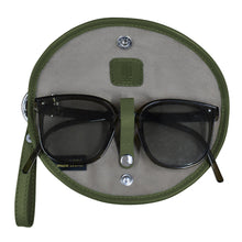 Load image into Gallery viewer, Halfmoon Glasses Bag Charm
