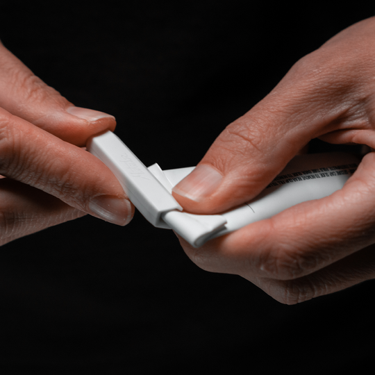 REFILLABLE TOOTHPASTE TUBES