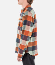 Load image into Gallery viewer, Arbor Flannel - Rust
