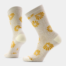 Load image into Gallery viewer, Women's Everyday Floral Crew Socks
