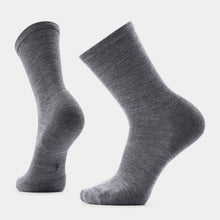 Load image into Gallery viewer, Everyday Solid Rib Targeted Cushion Crew Socks
