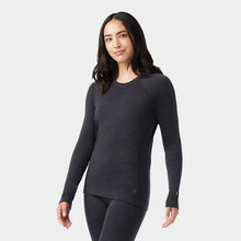 Load image into Gallery viewer, Women's Classic Thermal Merino Base Layer Crew
