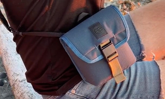 Field Tube Pouch