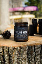 Load image into Gallery viewer, Sel De Mer | Cardamom + Palm 8oz Soy Candle
