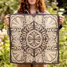 Load image into Gallery viewer, No. 118 Evelyn Bandana
