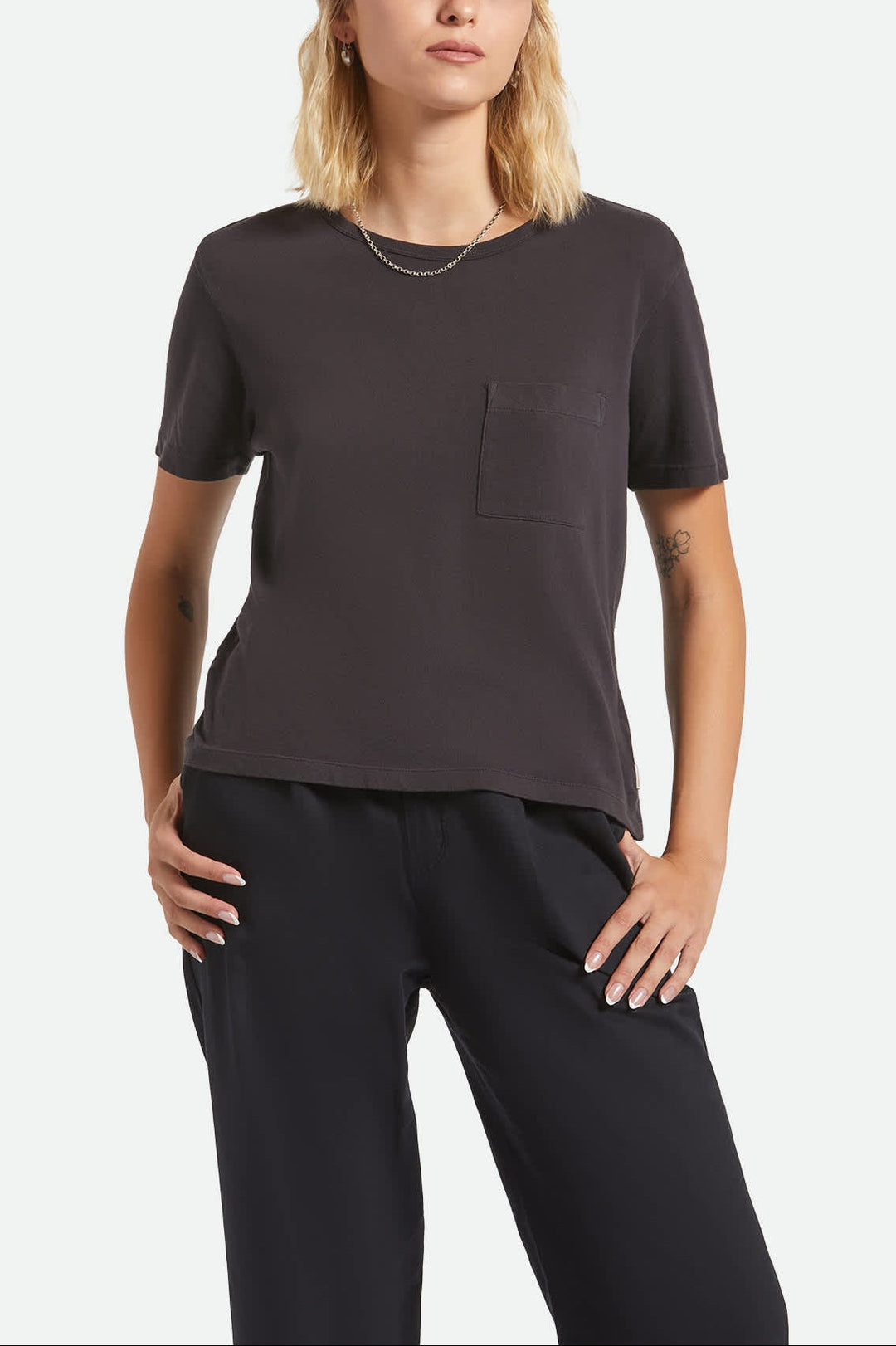 CAREFREE ORGANIC GARMENT DYE PERFECT T-SHIRT