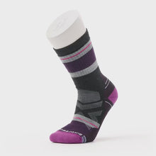 Load and play video in Gallery viewer, Women&#39;s Hike Saturnsphere Crew Socks
