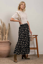 Load image into Gallery viewer, FLORAL MIDI SKIRT
