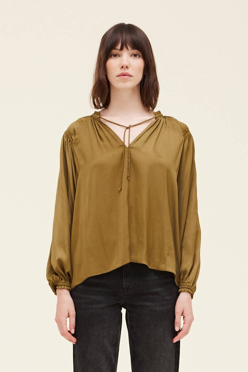 MOSS PLEATED YOKE BLOUSE